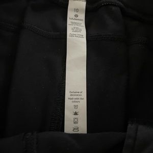 Lululemon pull on pants